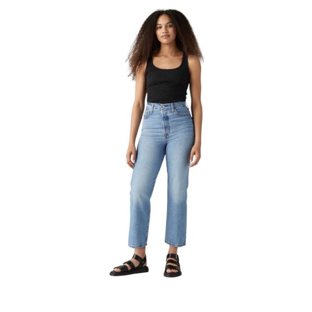 Levi's Women's Straight Leg Jeans - Light Blue